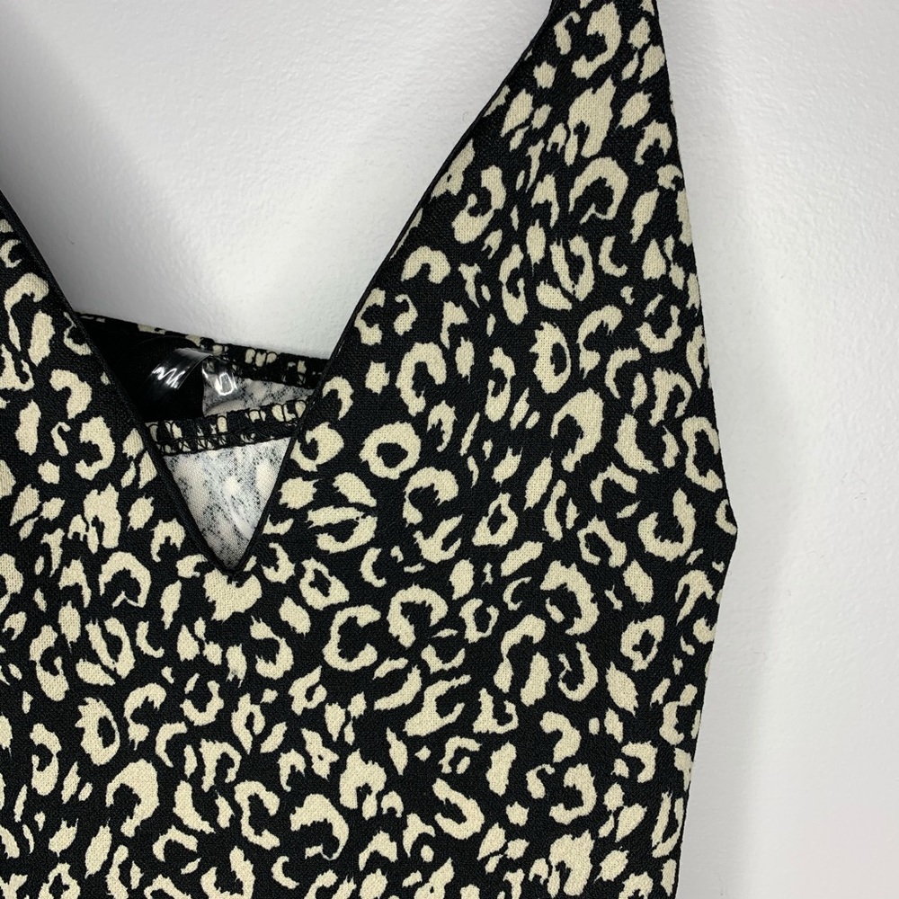 Leopard jumpsuit. - Picture 4 of 6